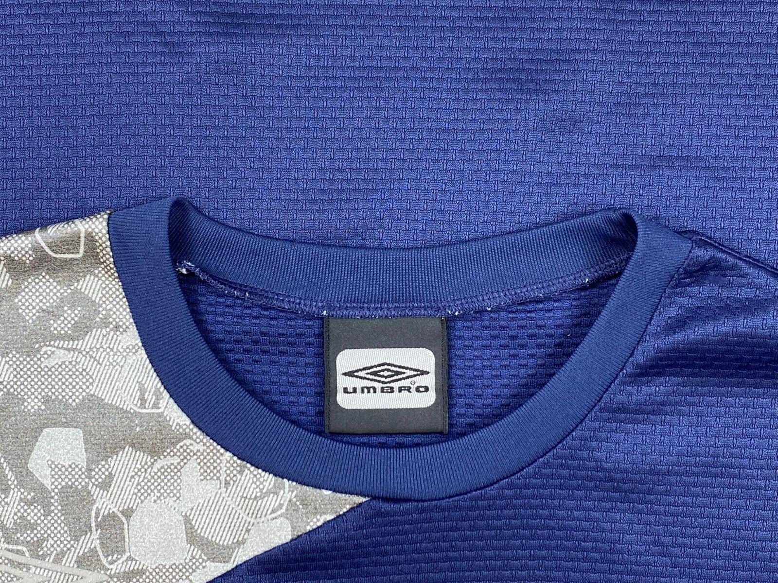 Vintage Umbro Japan by Descente Men's Short Sleeve Athletic T Shirt Navy L