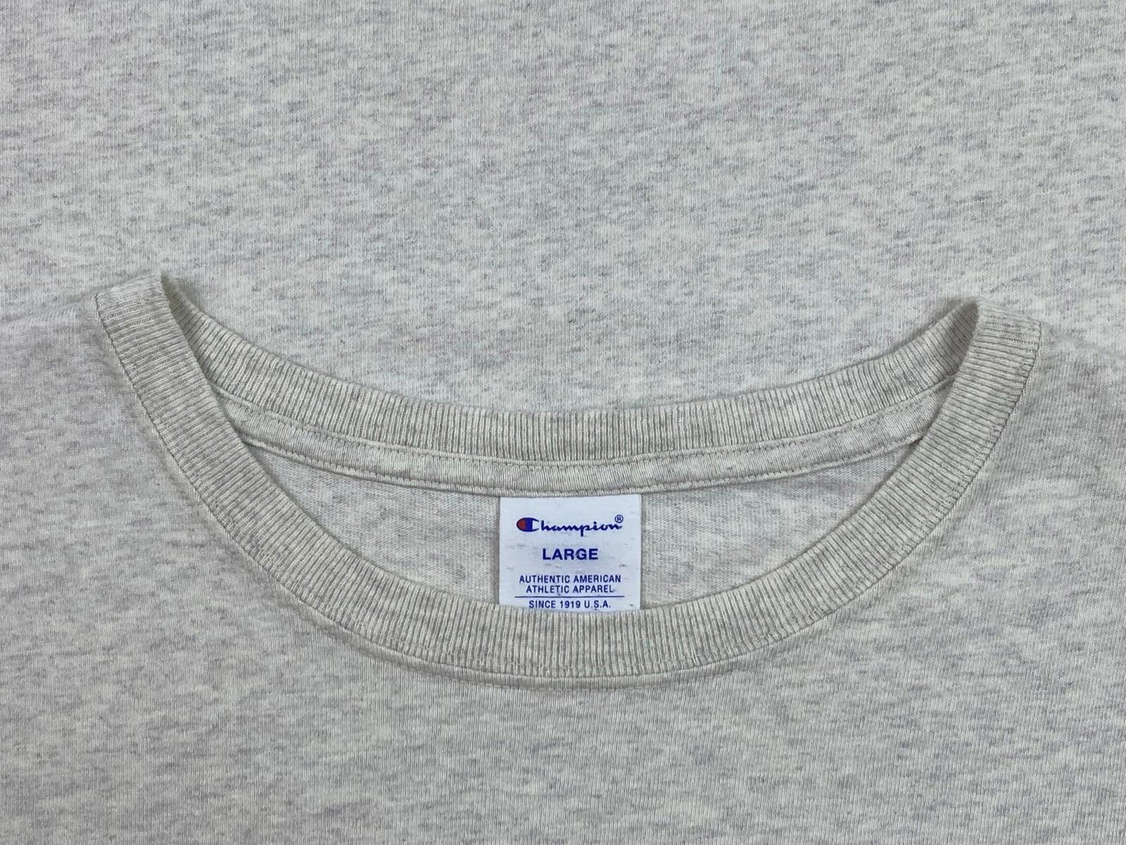 Vintage Champion 90s Front Pocket Grey Short Sleeve T Shirt Grey L