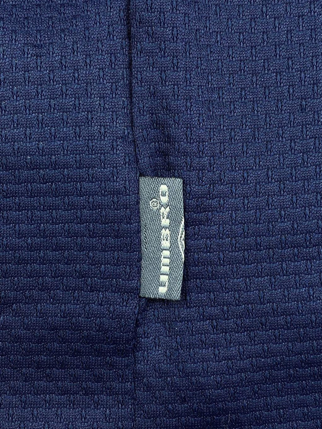 Vintage Umbro Japan by Descente Men's Short Sleeve Athletic T Shirt Navy L