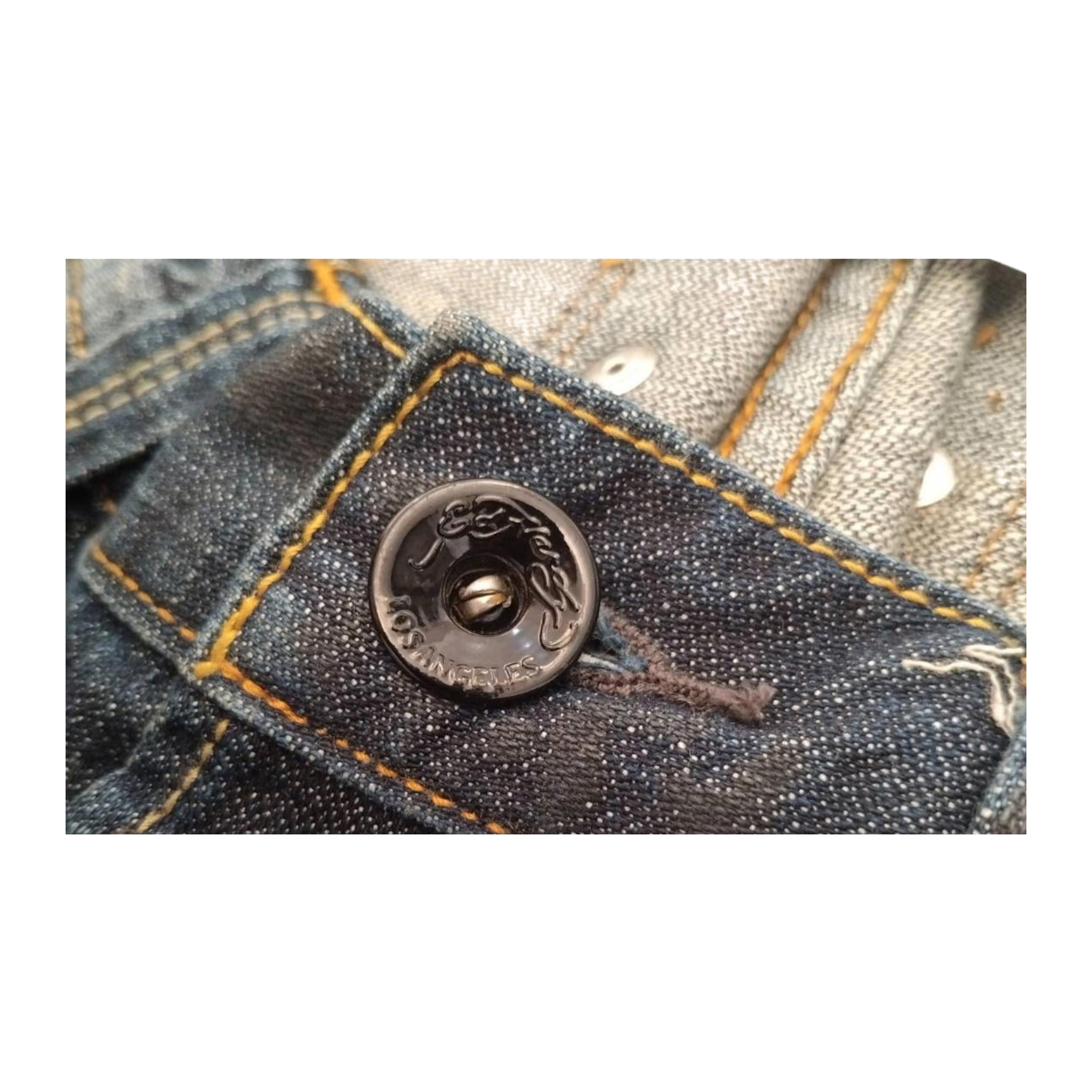 1026 ED HARDY Y2K Distressed Wash Denim Jeans W34 L32