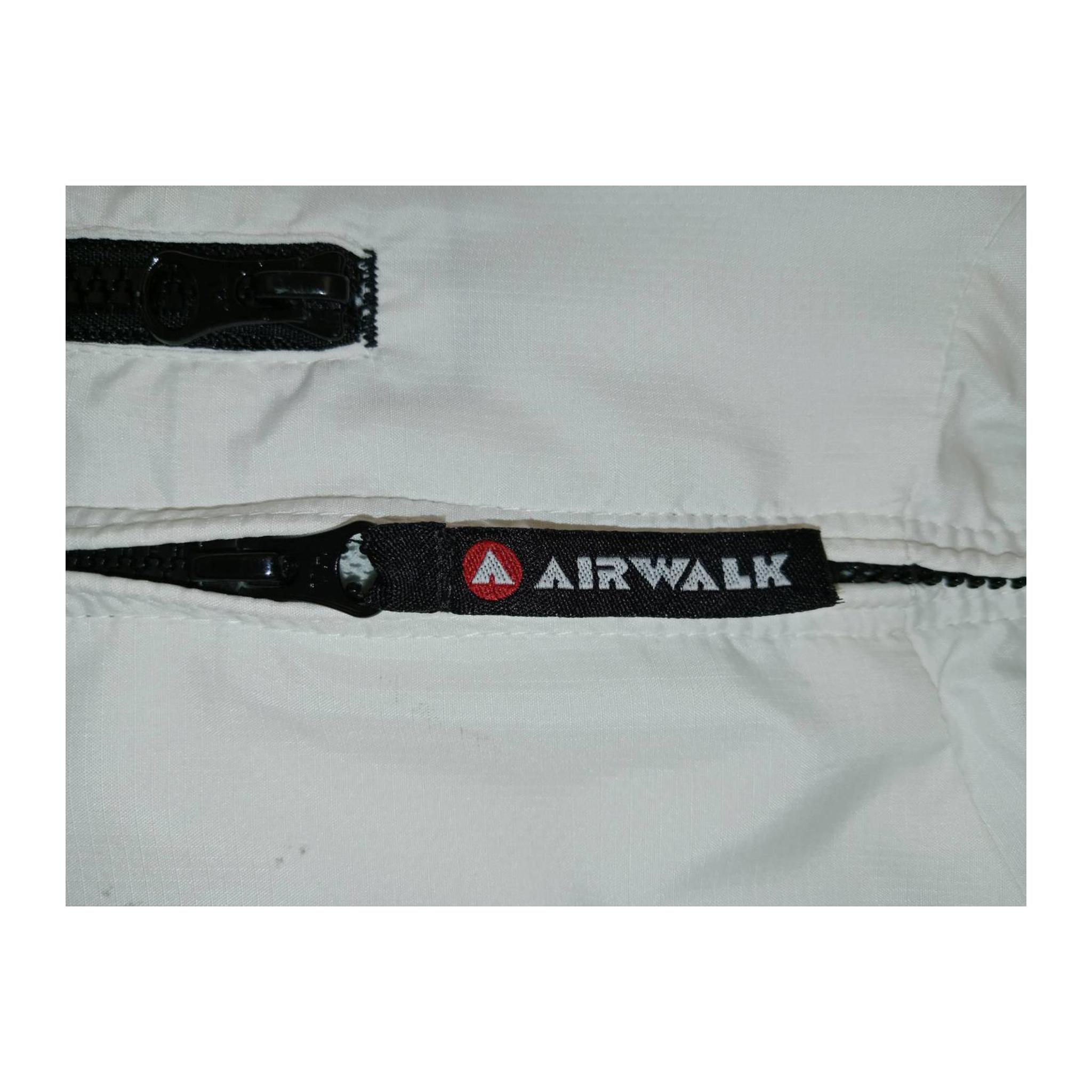 1385 Airwalk Japan Y2K Skate Full Zip Windbreaker White S