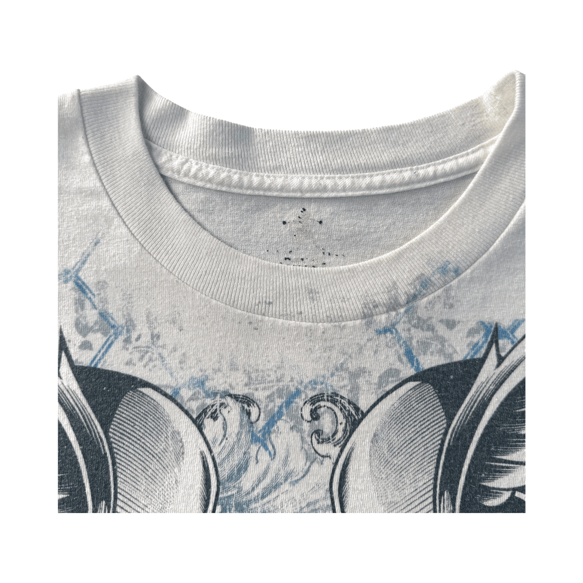 Skulls on a Mesh Fence Affliction Style Y2K Graphic T-Shirt White XXL