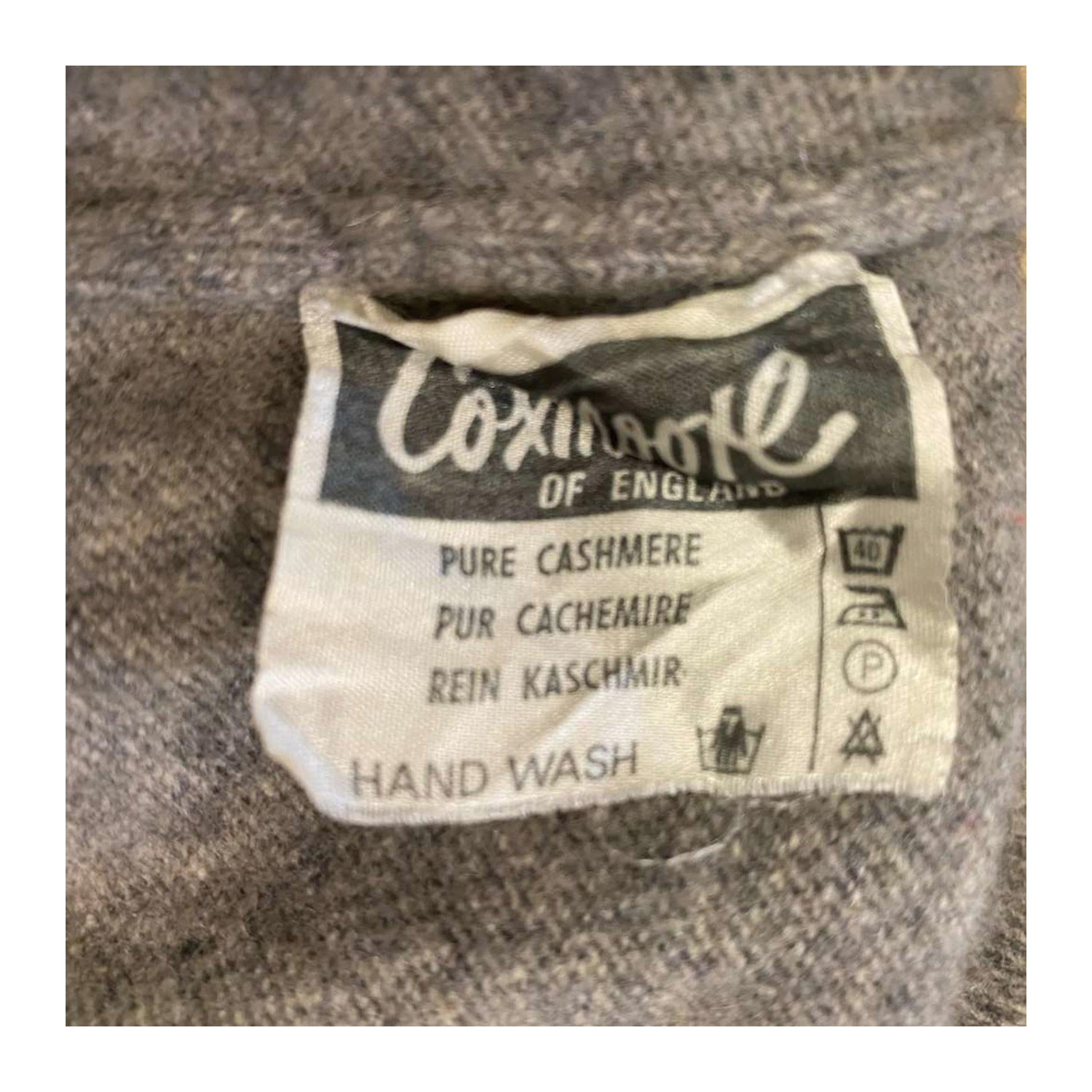 Coxmoore Oxleys Vintage 1970s Cashmere V-Neck Sweater Made in UK Grey M