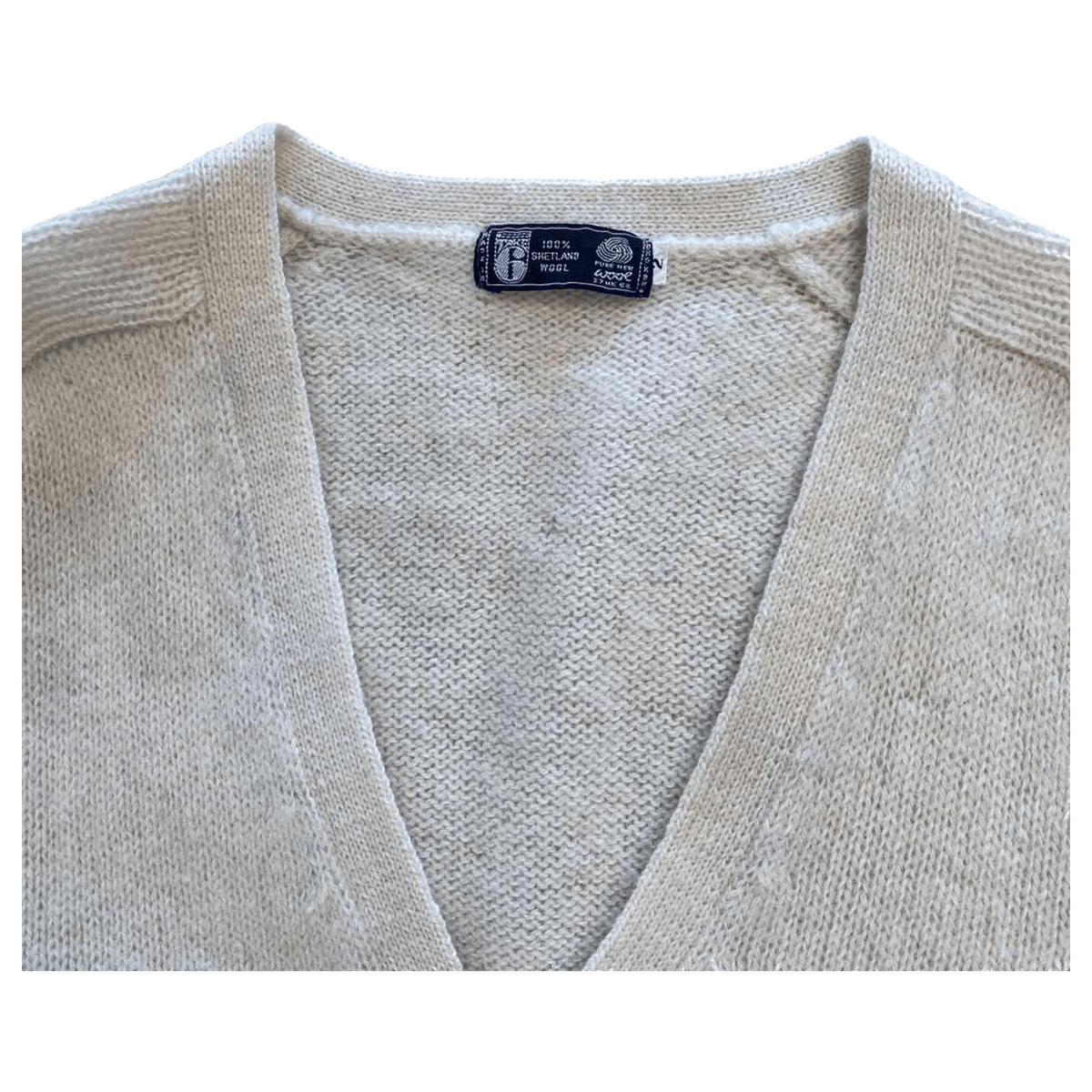 Take 6 Vintage Women's Pure Shetland Wool V Neck Cardigan Cream M