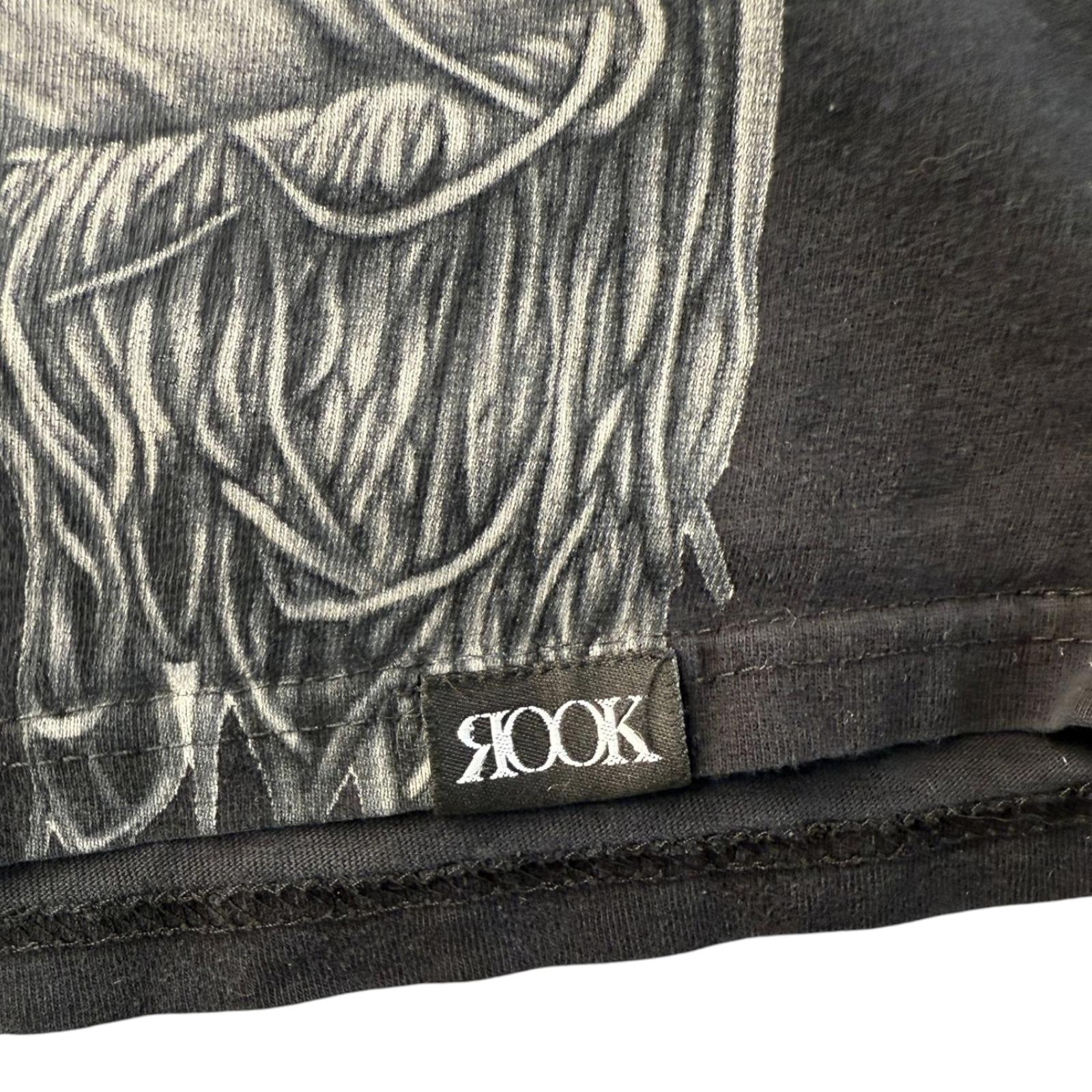 Rook Old and Serious Man Y2K Graphic T-Shirt Black L