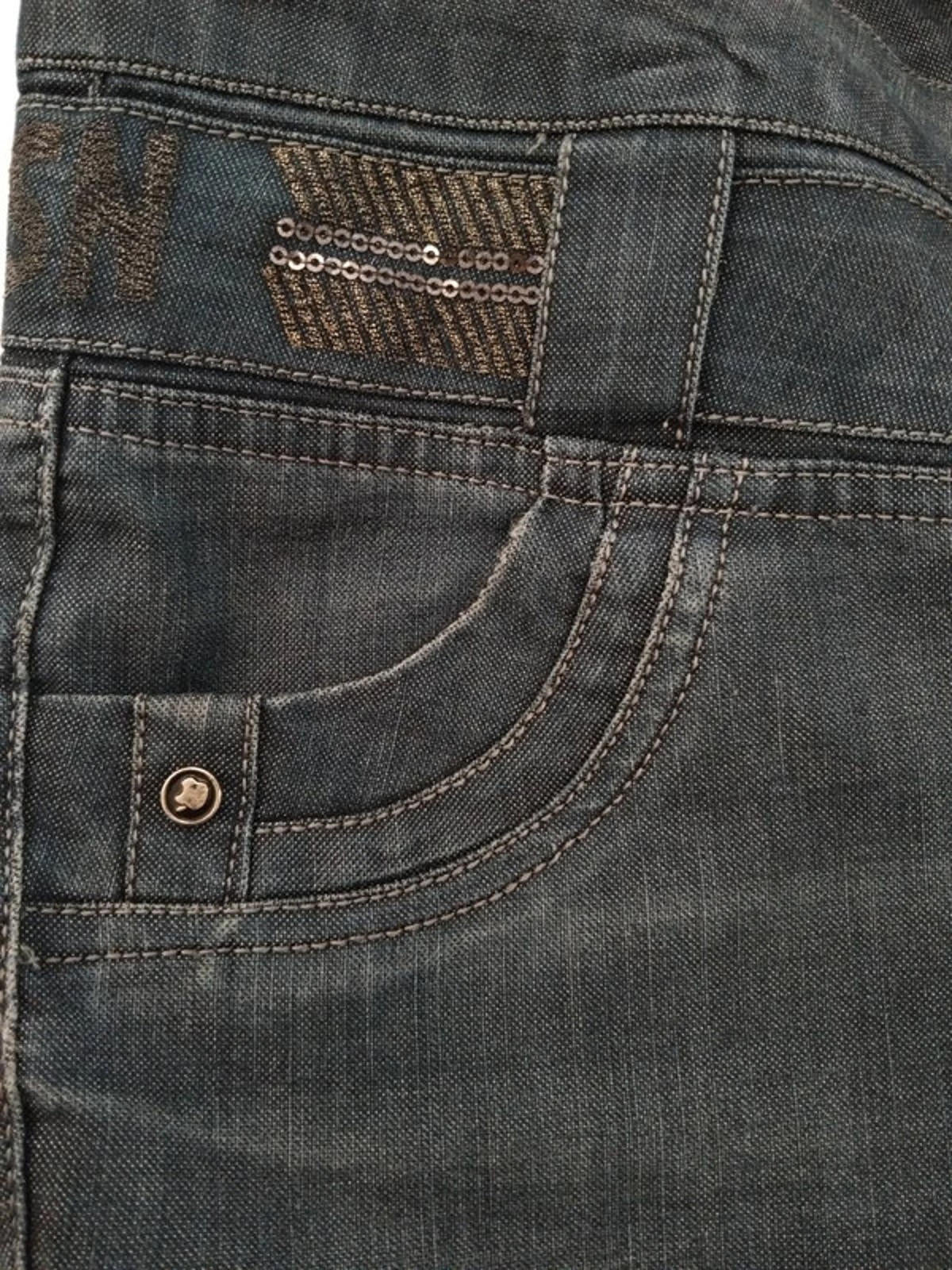 Japanese Vintage Women's Y2K Flared Denim Jeans 14